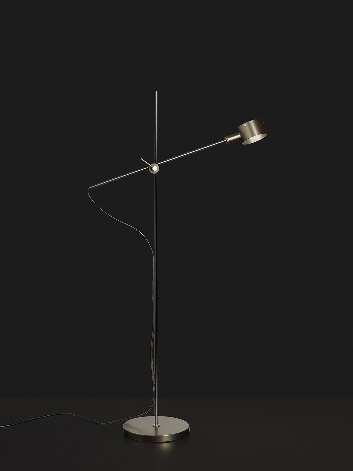 arclen-adjustable-floor-lamp-anzaz--17