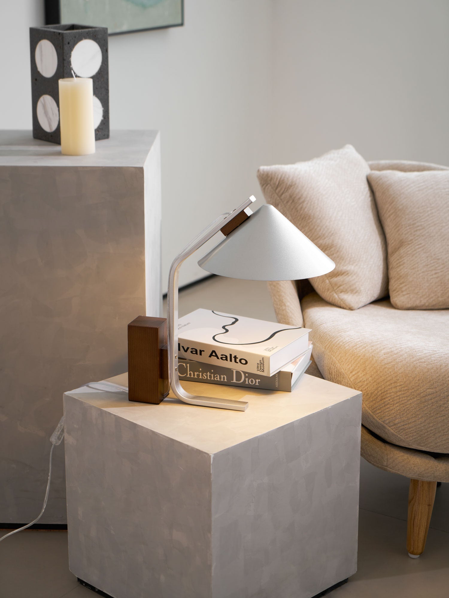 arclune-desk-lamp-anzaz-Walnut Wood & Black-6