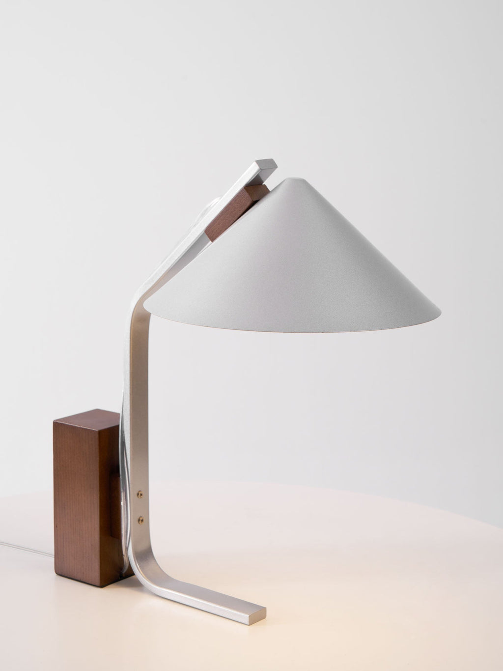 arclune-desk-lamp-anzaz--11