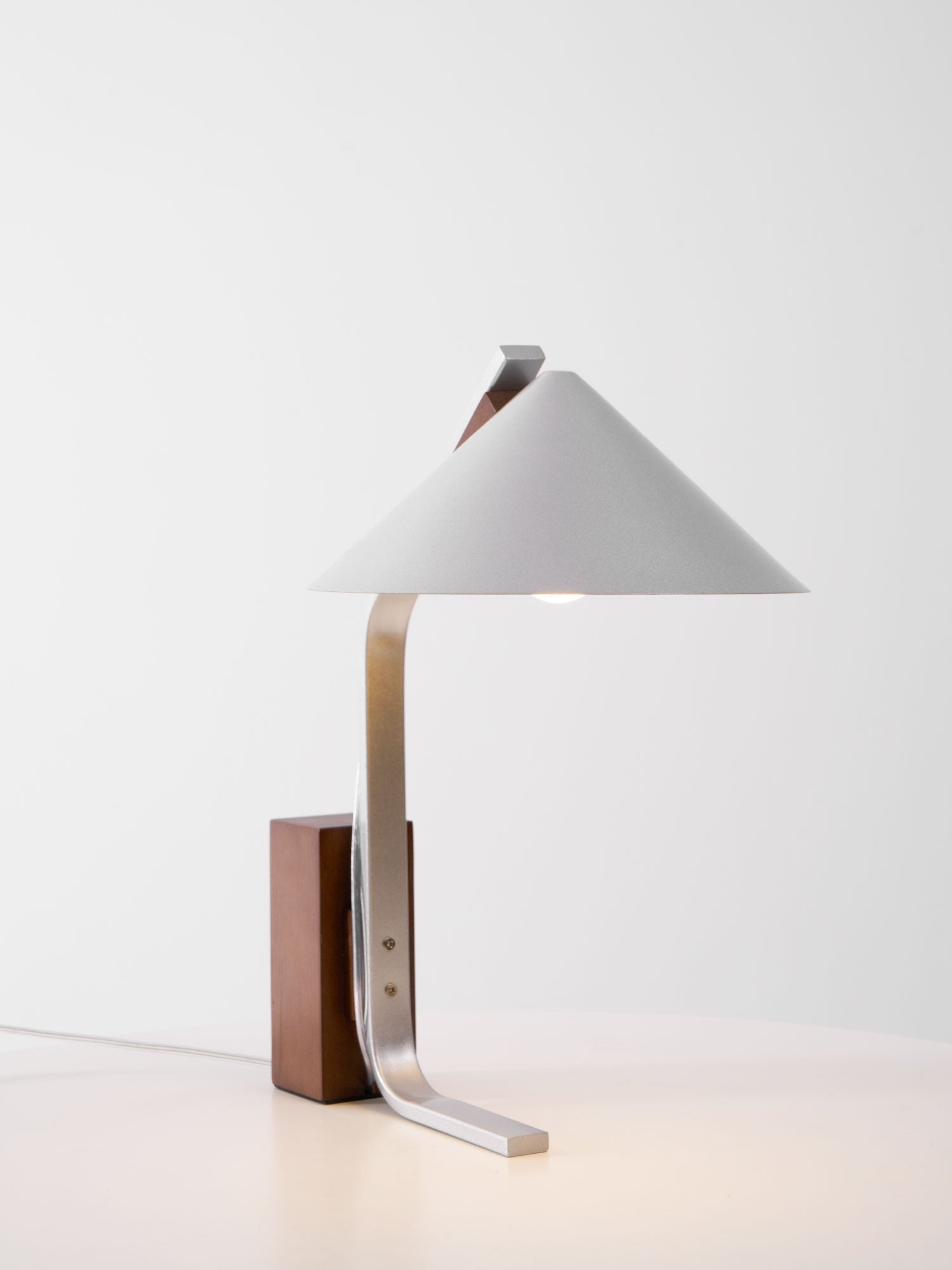 arclune-desk-lamp-anzaz--12