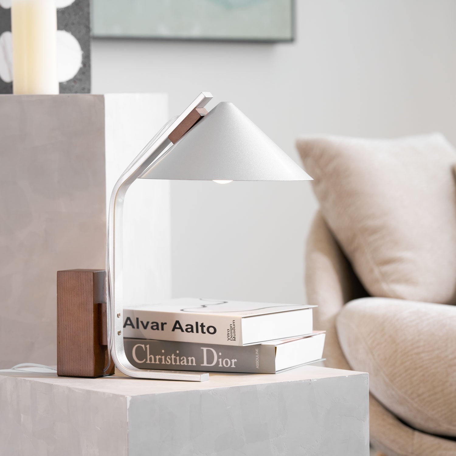 arclune-desk-lamp-anzaz-Walnut Wood & White-3