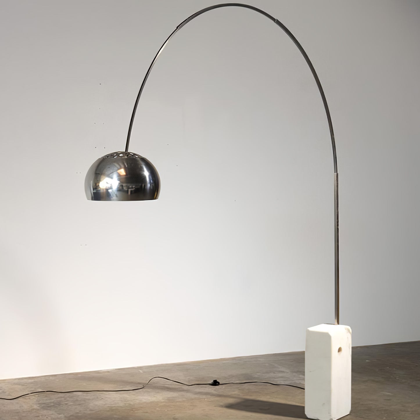 arcadia-luxe-floor-lamp-anzaz--60
