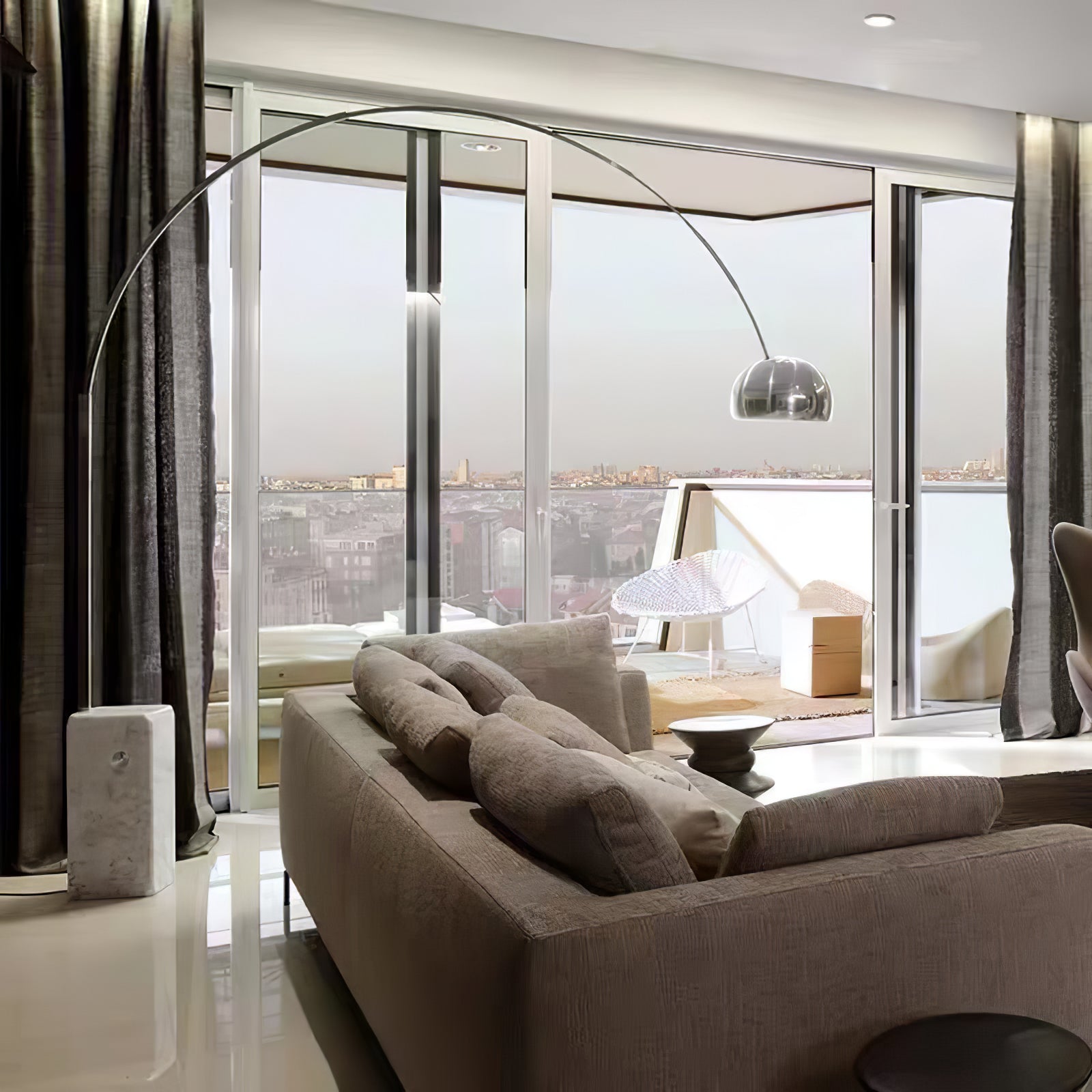 arcadia-luxe-floor-lamp-anzaz-Round Pipe-3