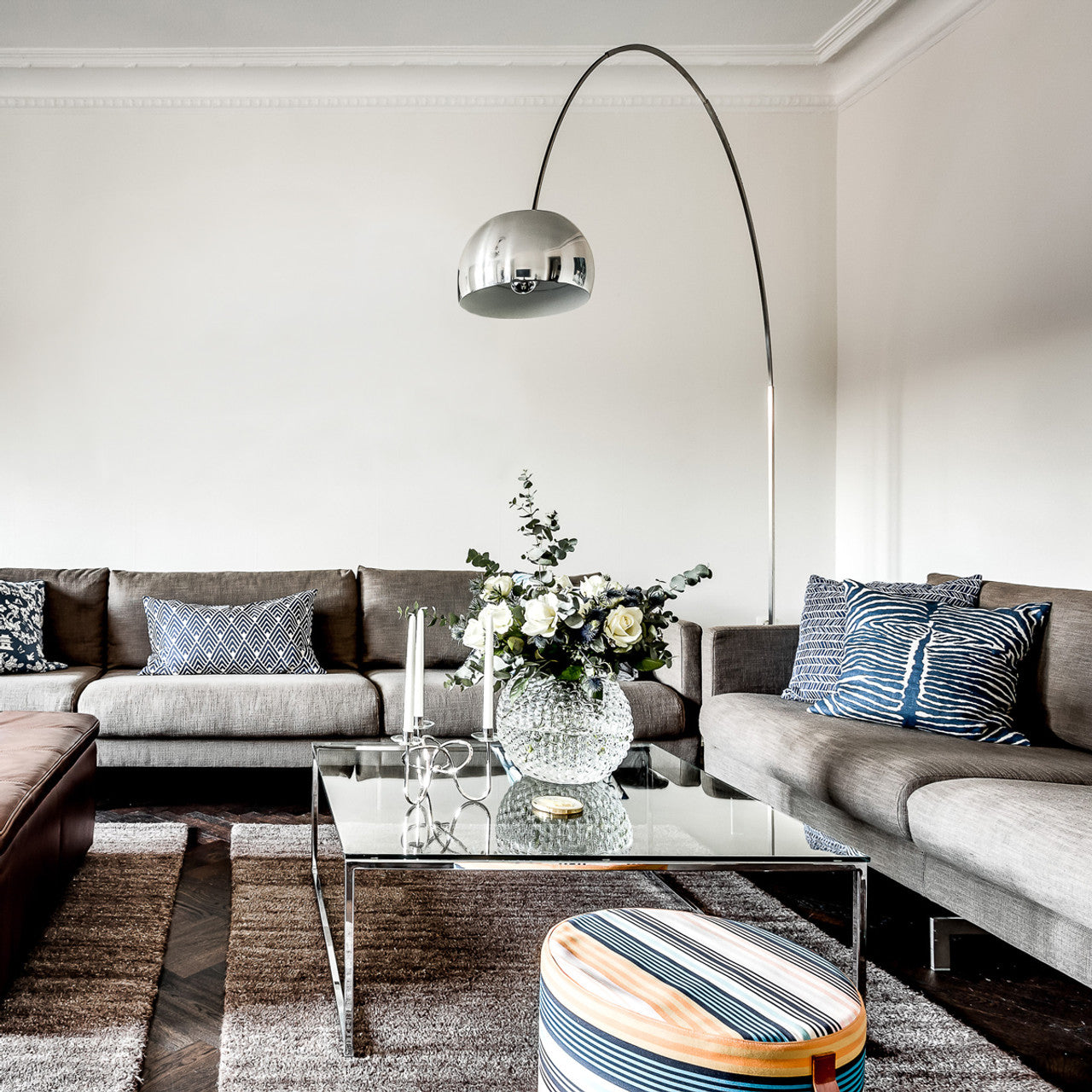 arcadia-luxe-floor-lamp-anzaz-Round Pipe-4