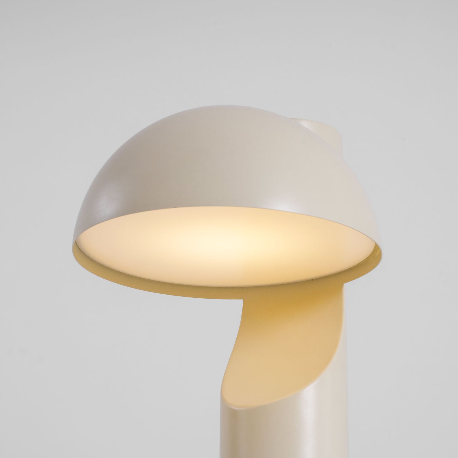 arcora-minimalist-table-lamp-anzaz--29