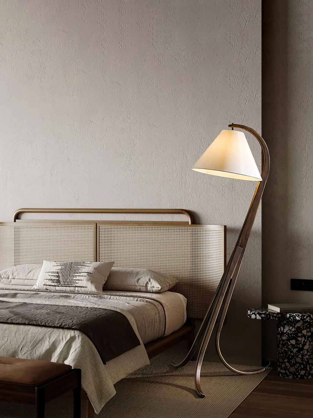 arcwood-floor-lamp-anzaz--30