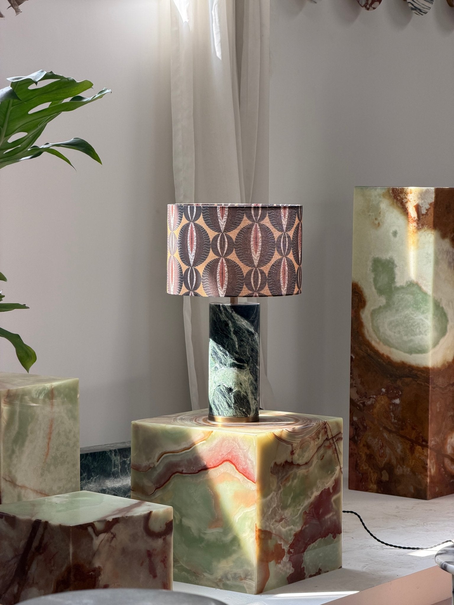 aria-stone-table-lamp-anzaz--81
