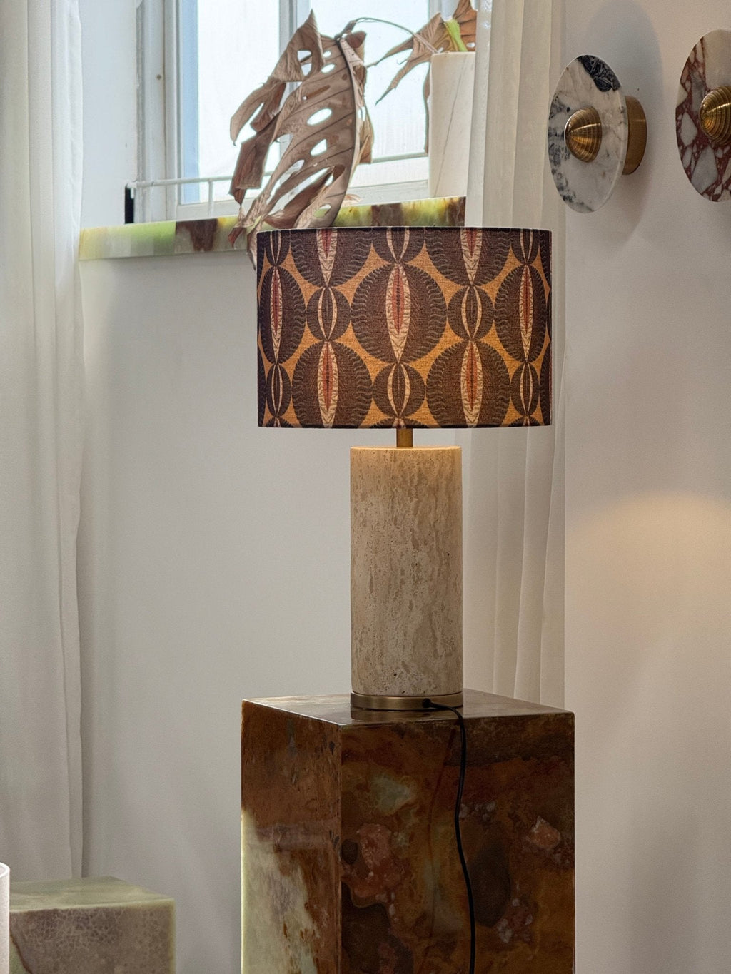 aria-stone-table-lamp-anzaz--56
