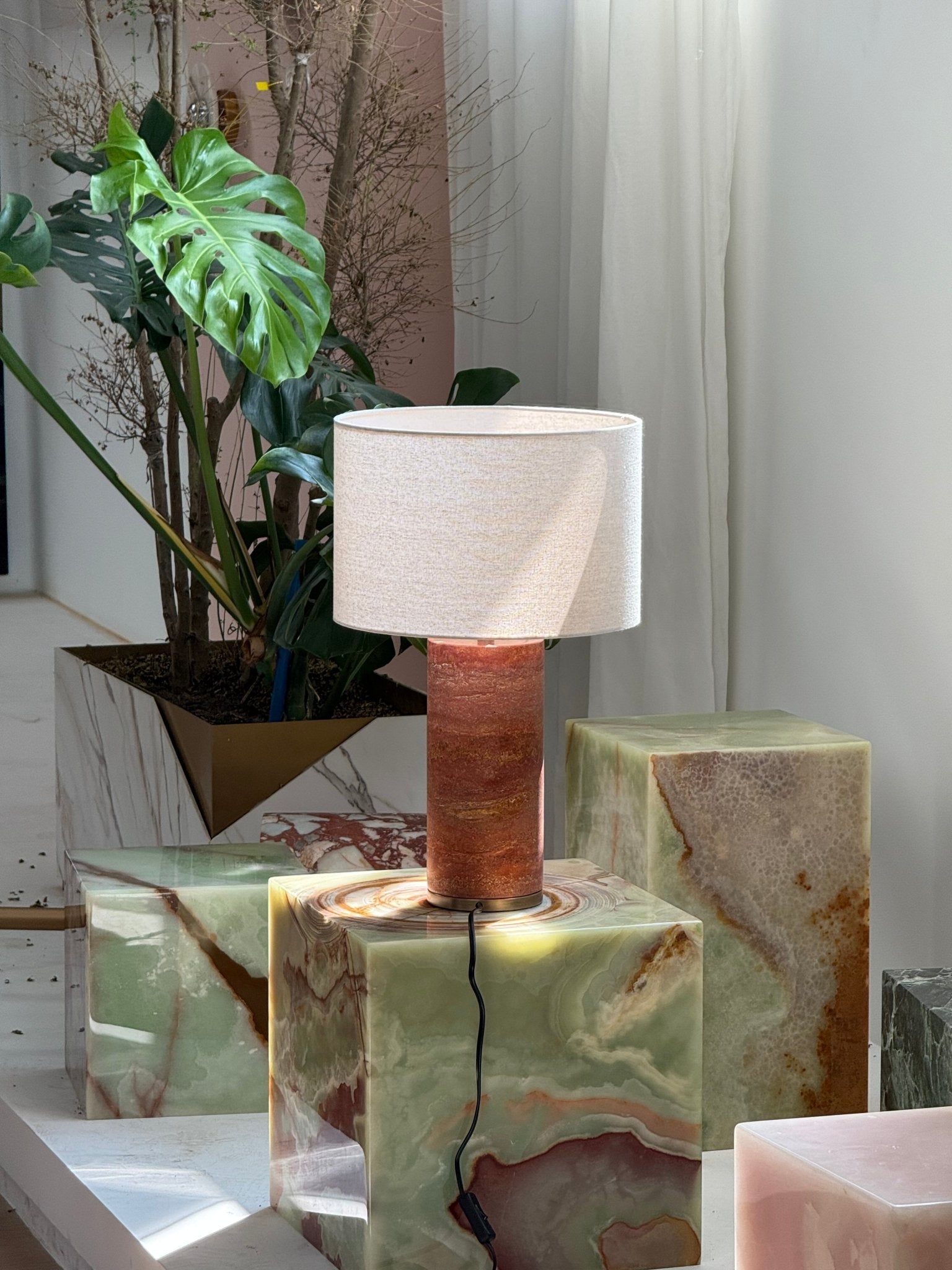aria-stone-table-lamp-anzaz--66