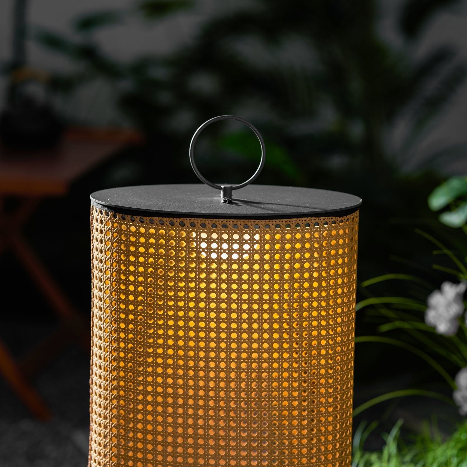 arlette-solar-outdoor-lantern-lamp-anzaz--25