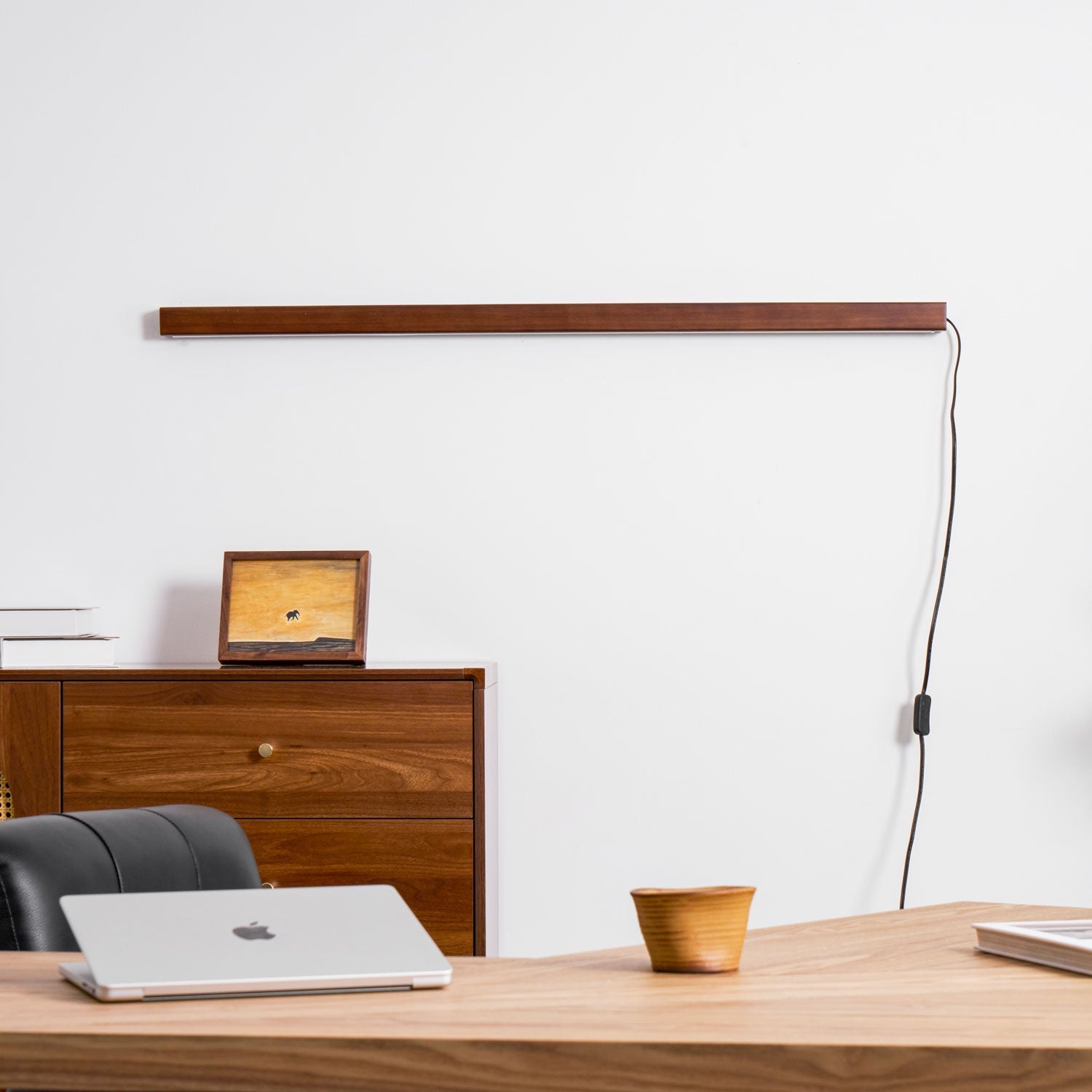 arlo-linear-wood-plug-in-wall-light-anzaz-Wood Color-20