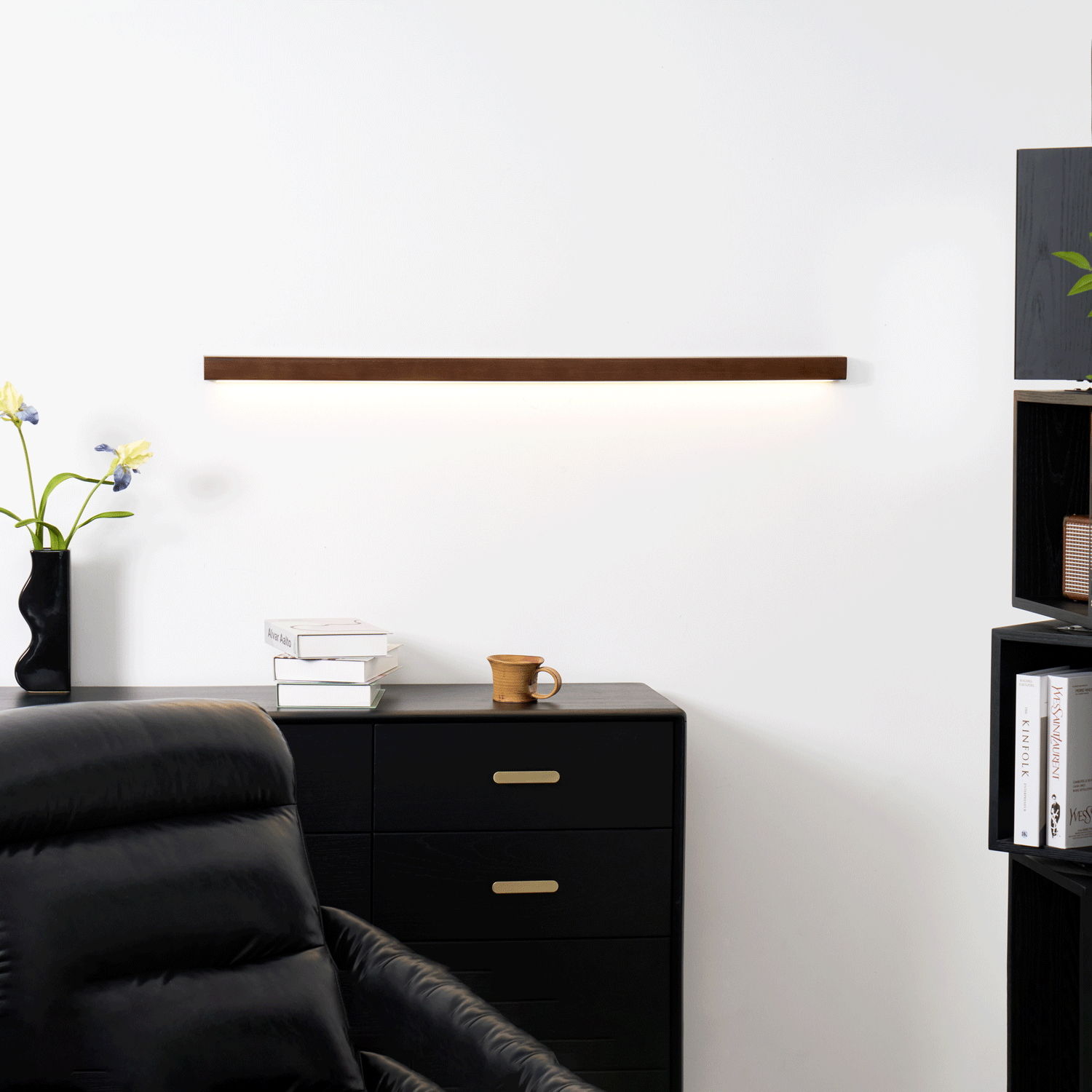 arlo-linear-wood-wall-light-anzaz-Wood Color-2