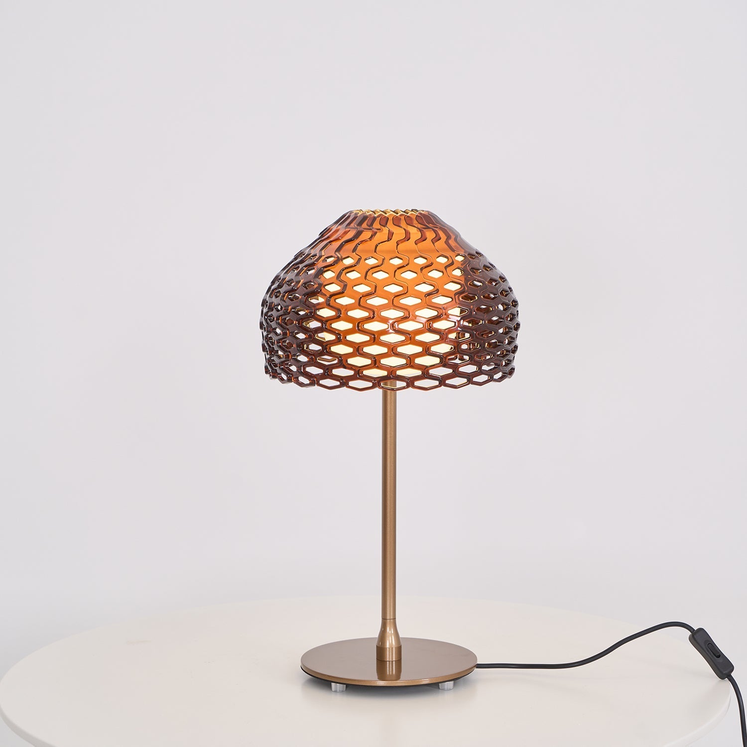 armadillo-table-lamp-anzaz-White-7