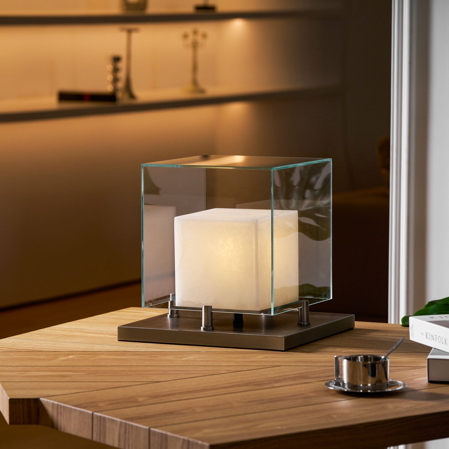 arqra-alabaster-table-lamp-anzaz-Black & Clear & White-5