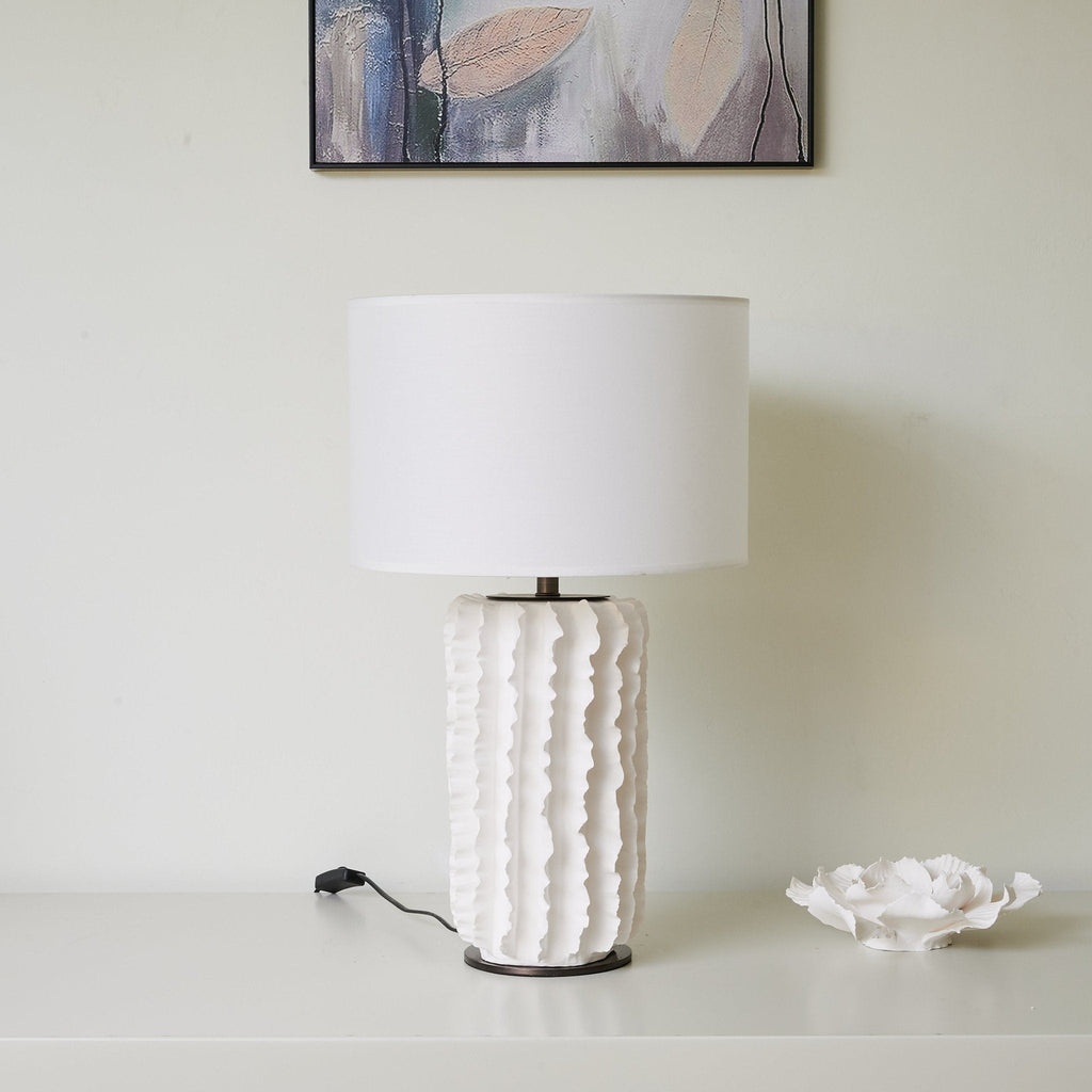 arroyo-sculpted-ceramic-table-lamp-anzaz-White-3