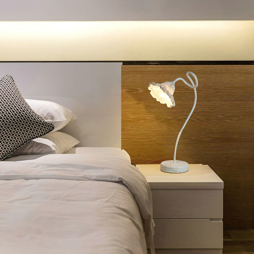 artistic-lotus-leaf-table-lamp-anzaz--9