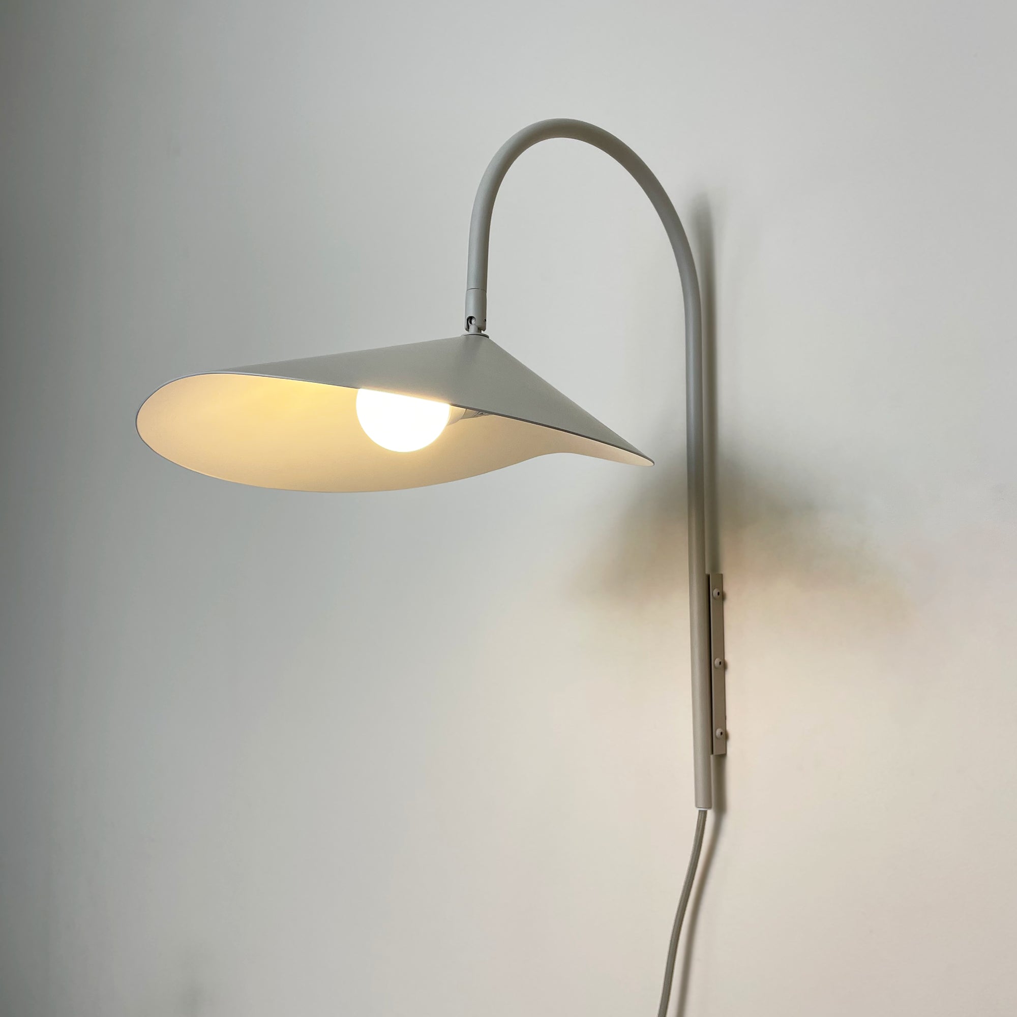 alocasia-swivel-plug-in-wall-lamp-anzaz--40