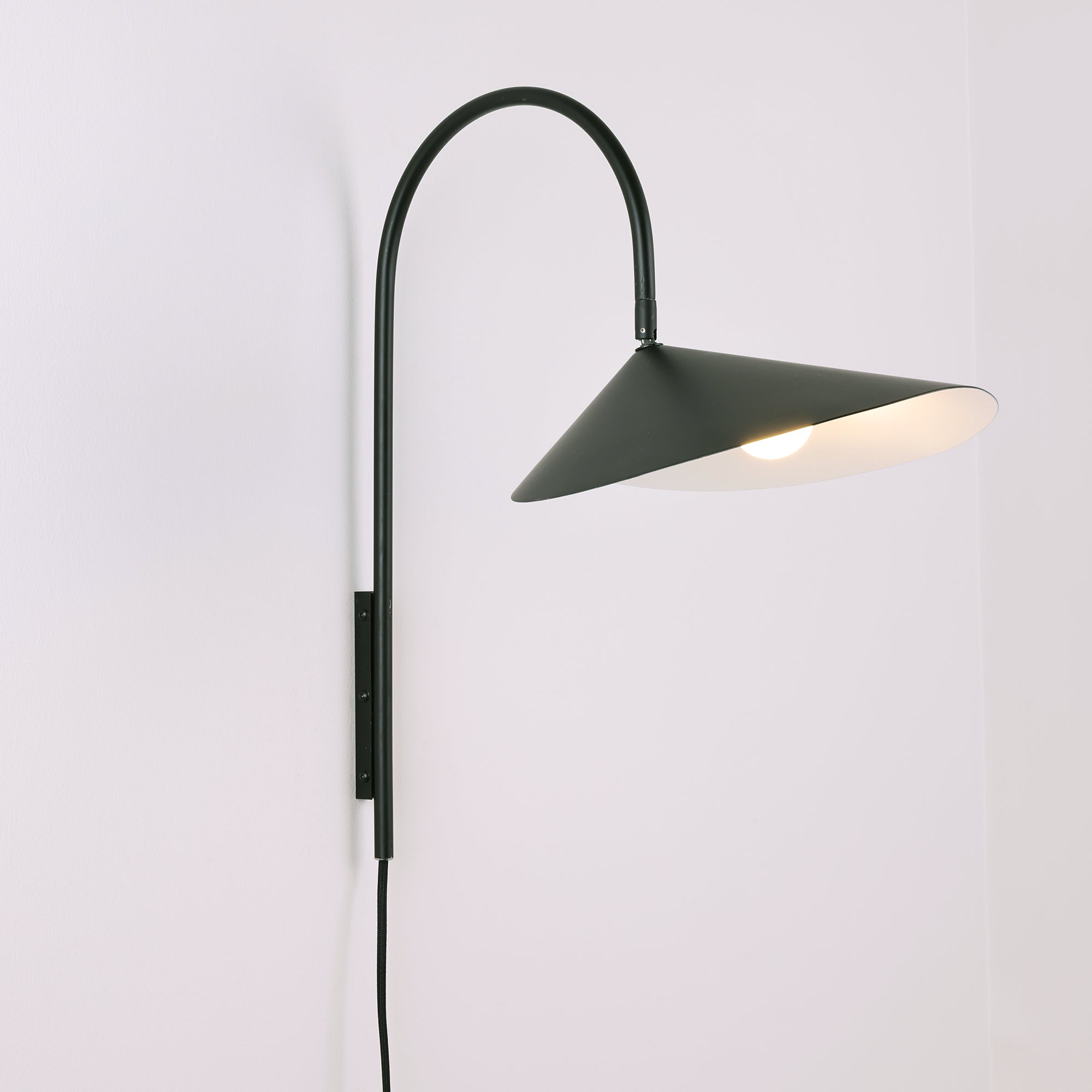 alocasia-swivel-plug-in-wall-lamp-anzaz--44