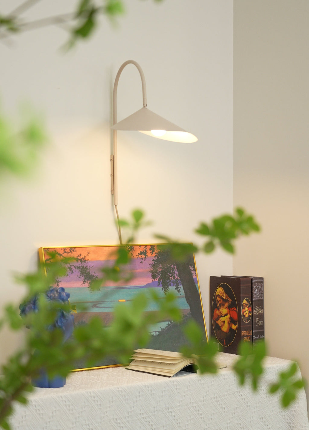 alocasia-swivel-plug-in-wall-lamp-anzaz--47