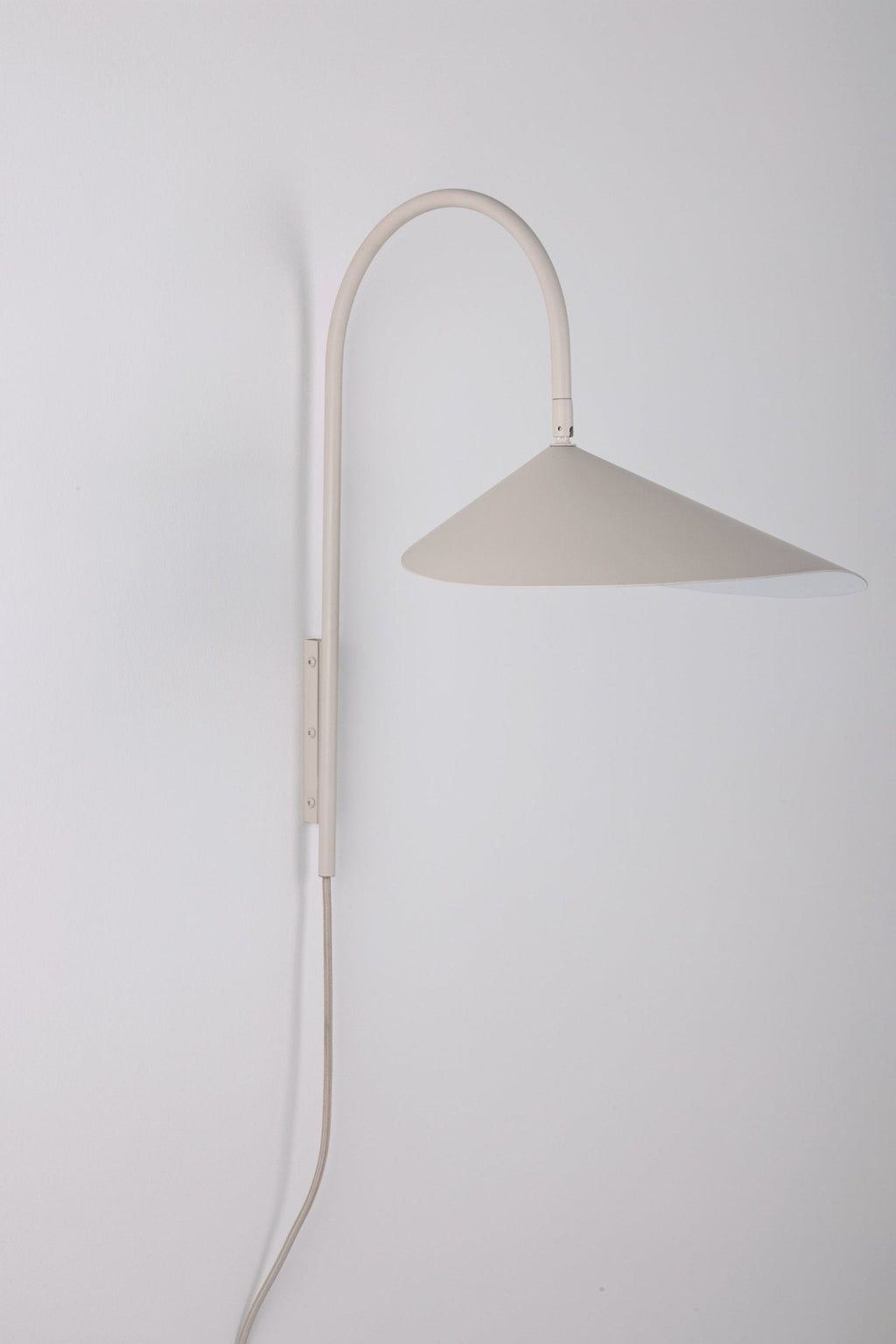 alocasia-swivel-plug-in-wall-lamp-anzaz-Beige-16
