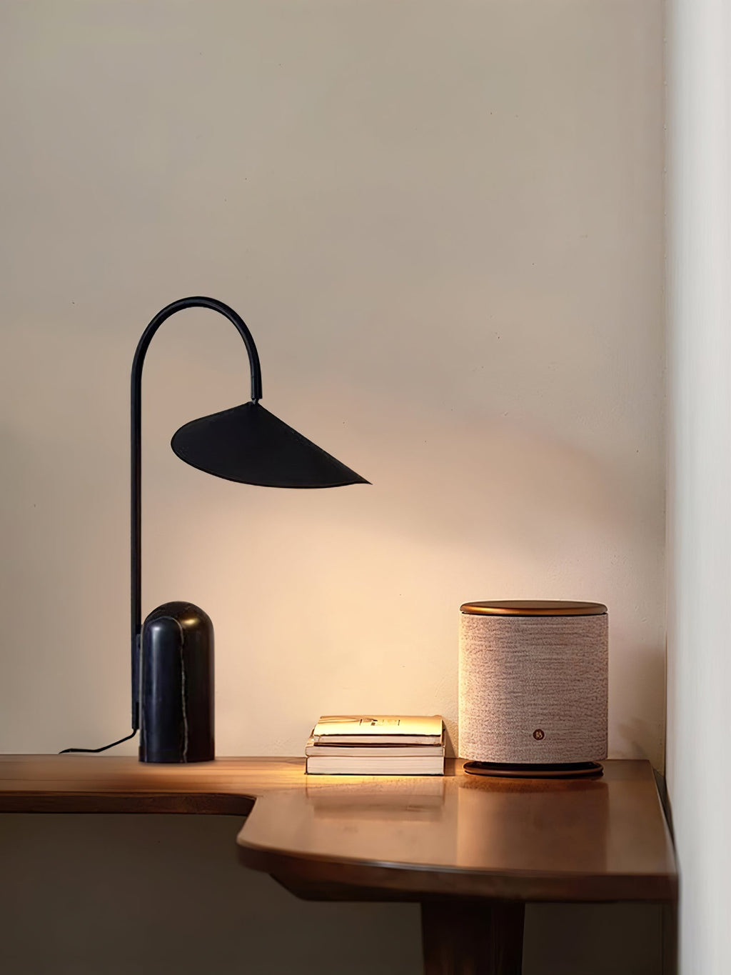 arum-table-lamp-anzaz--24