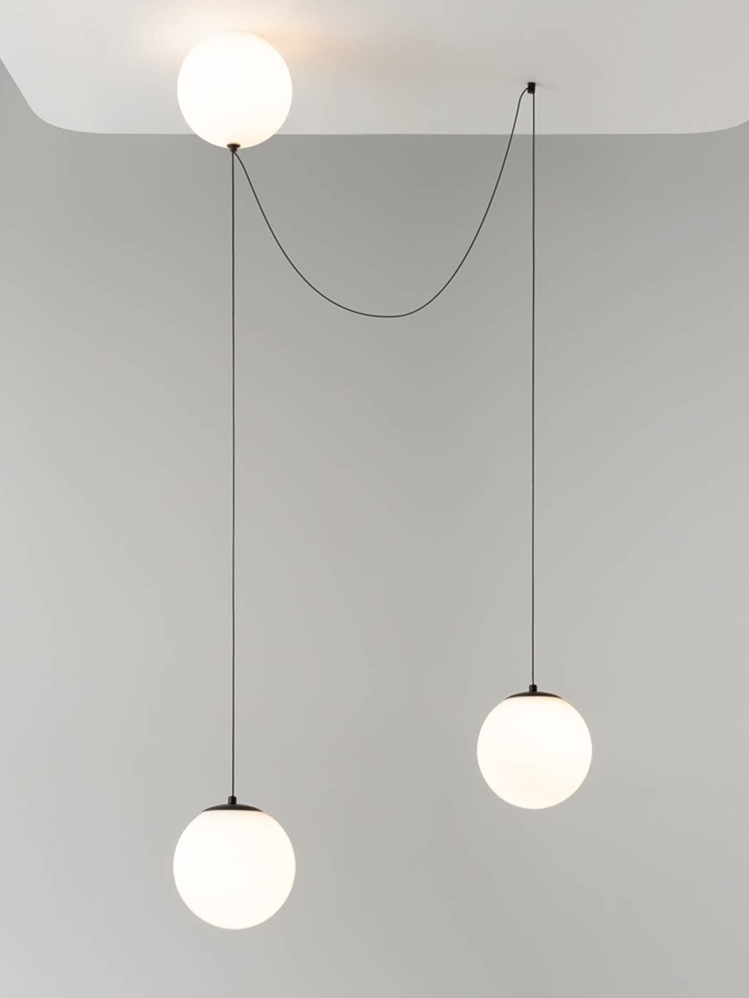 asteris-multi-globe-pendant-lamp-anzaz-Black & White-4