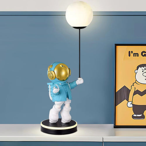 astronaut-and-planet-lamp-anzaz-UK plug-2
