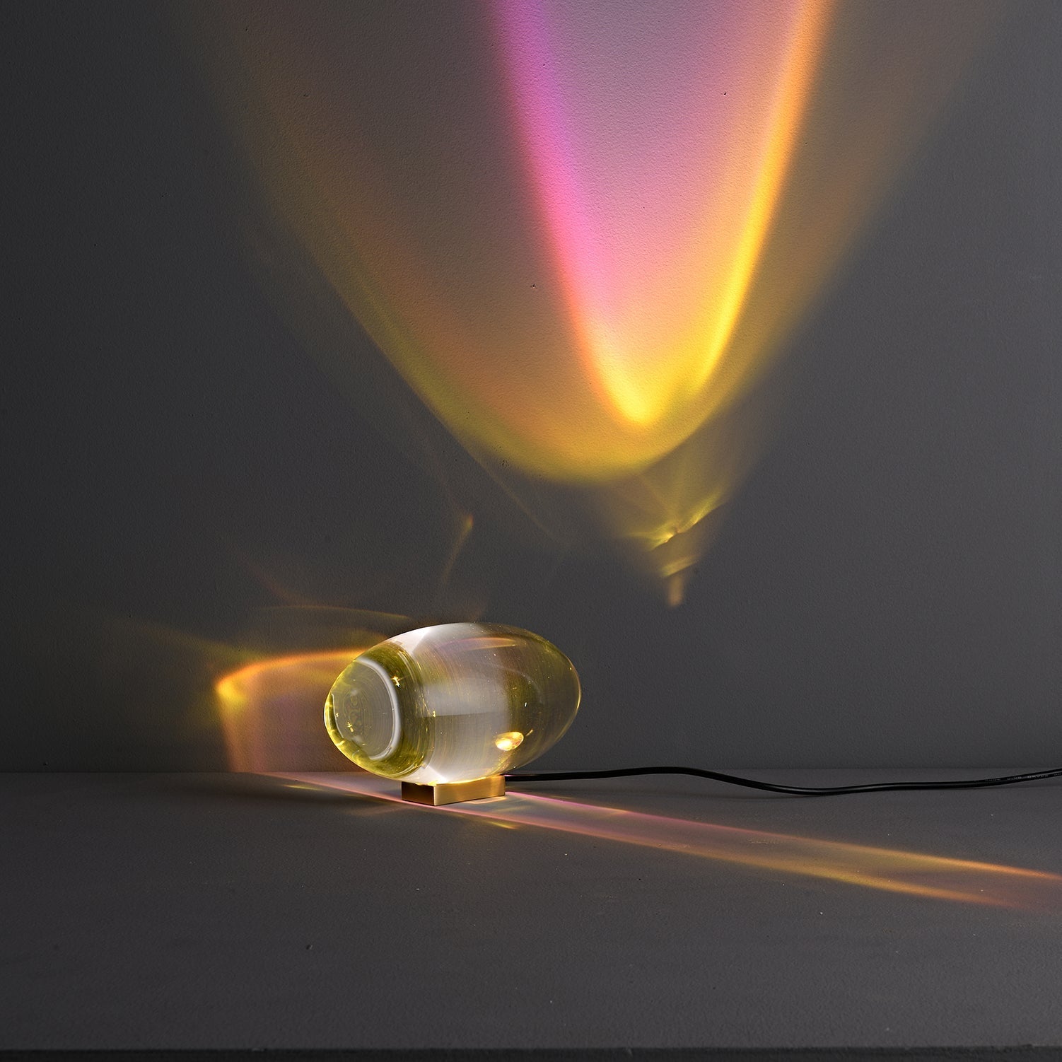 atman-table-lamp-anzaz--85