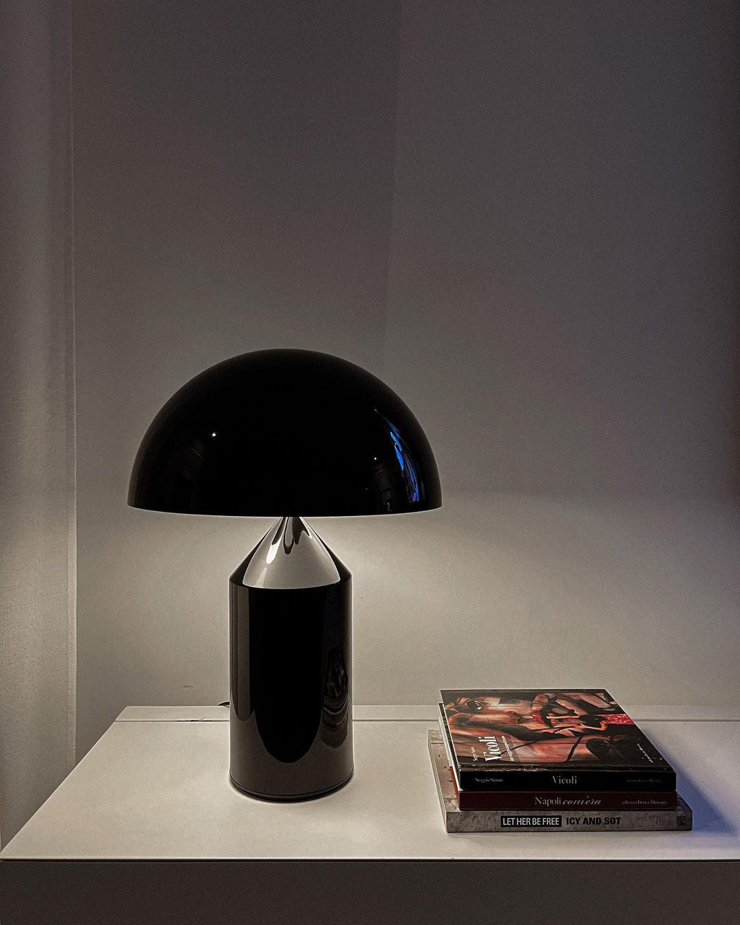 atollo-metal-table-lamp-anzaz--46