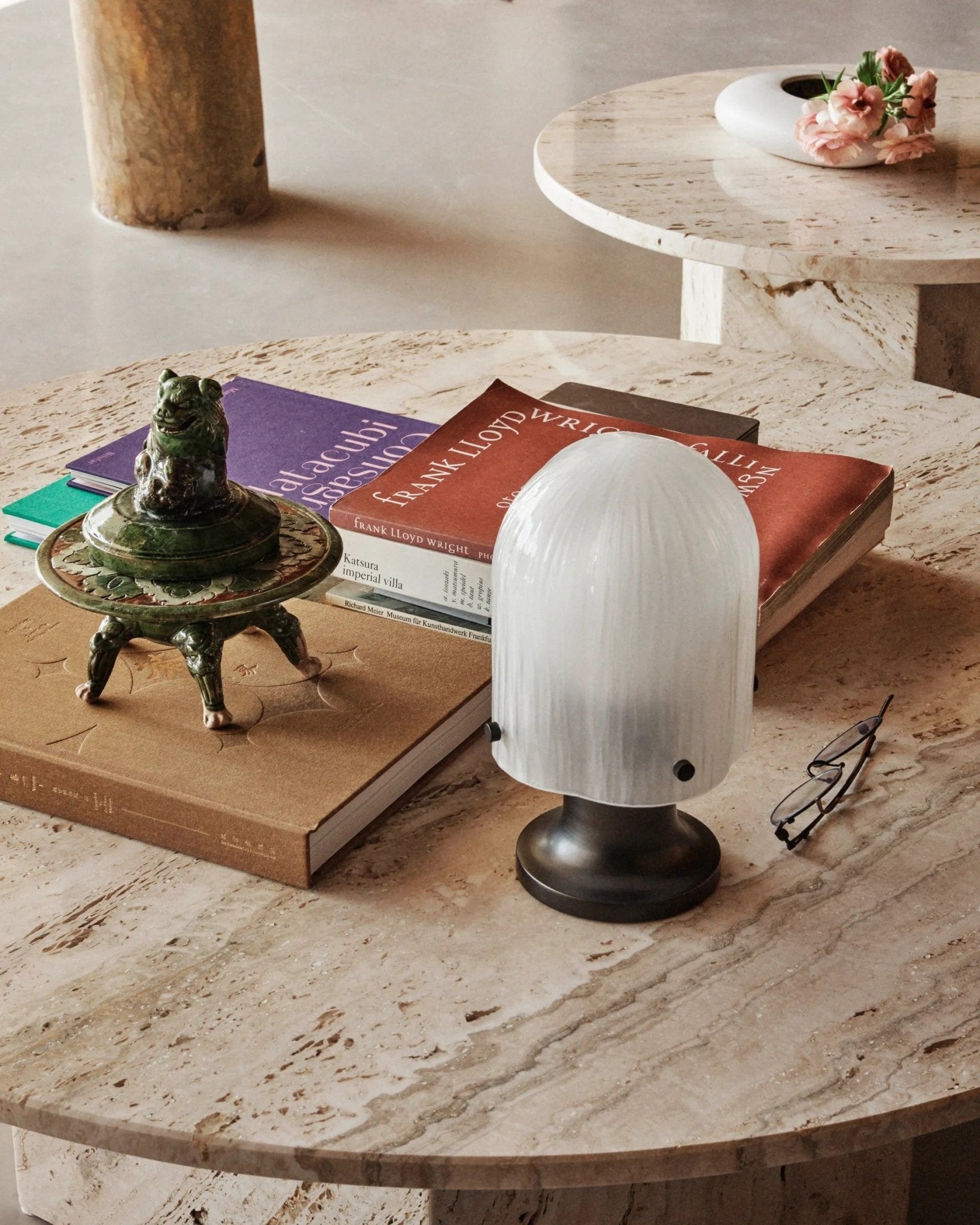 aura-fluted-table-lamp-anzaz-Black & Clear-7