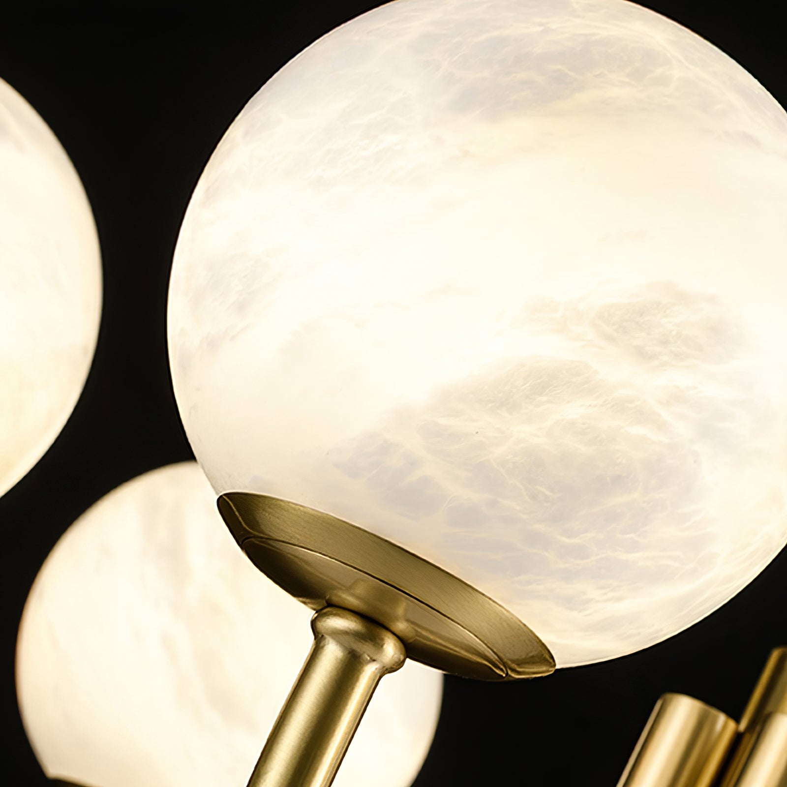 aurelian-alabaster-globe-chandelier-anzaz--29