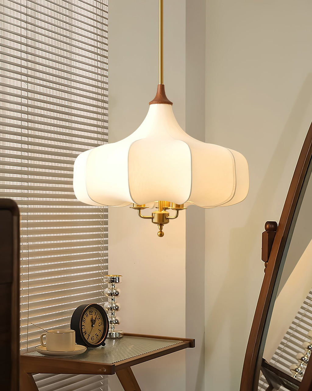 aurora-bloom-pendant-light-anzaz-Chain-4
