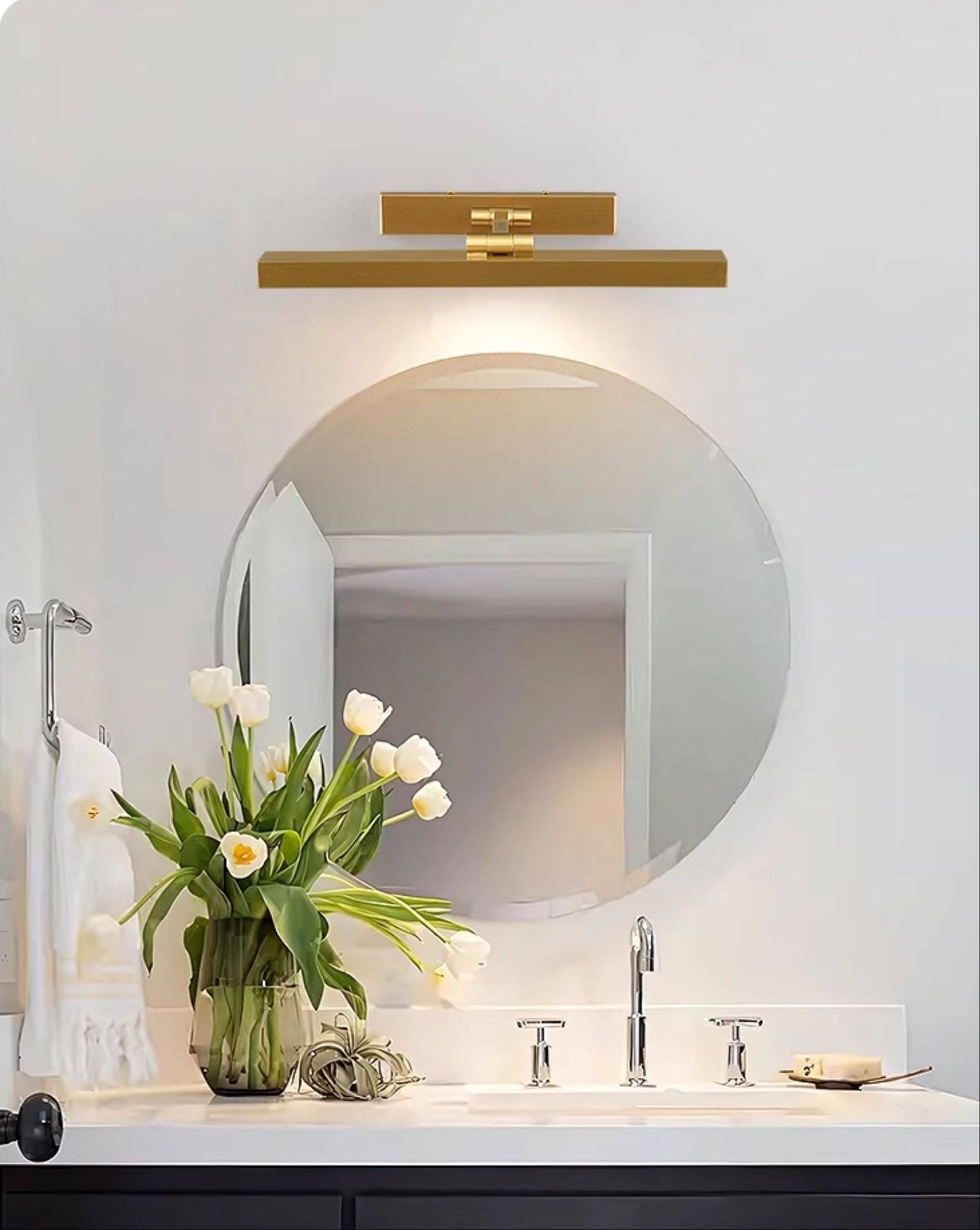 avery-brass-wall-light-anzaz--13