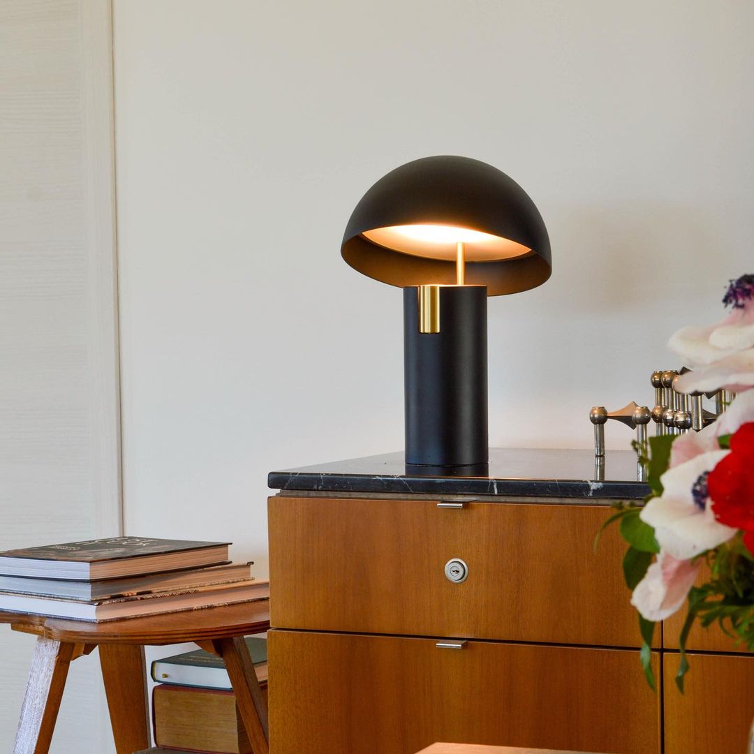 avo-table-lamp-anzaz-Black-2
