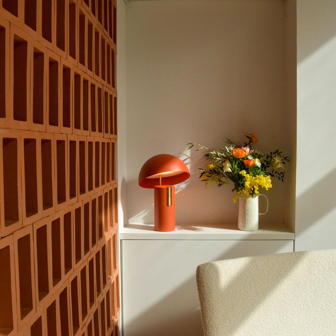 avo-table-lamp-anzaz-Red-11
