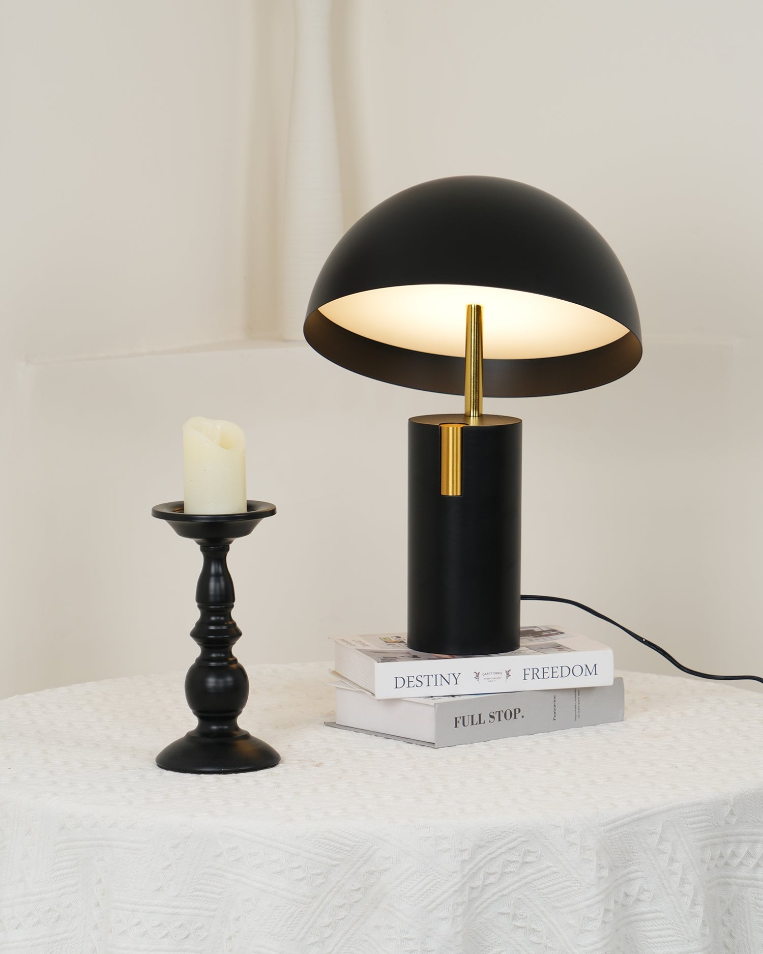 avo-table-lamp-anzaz-Black-4