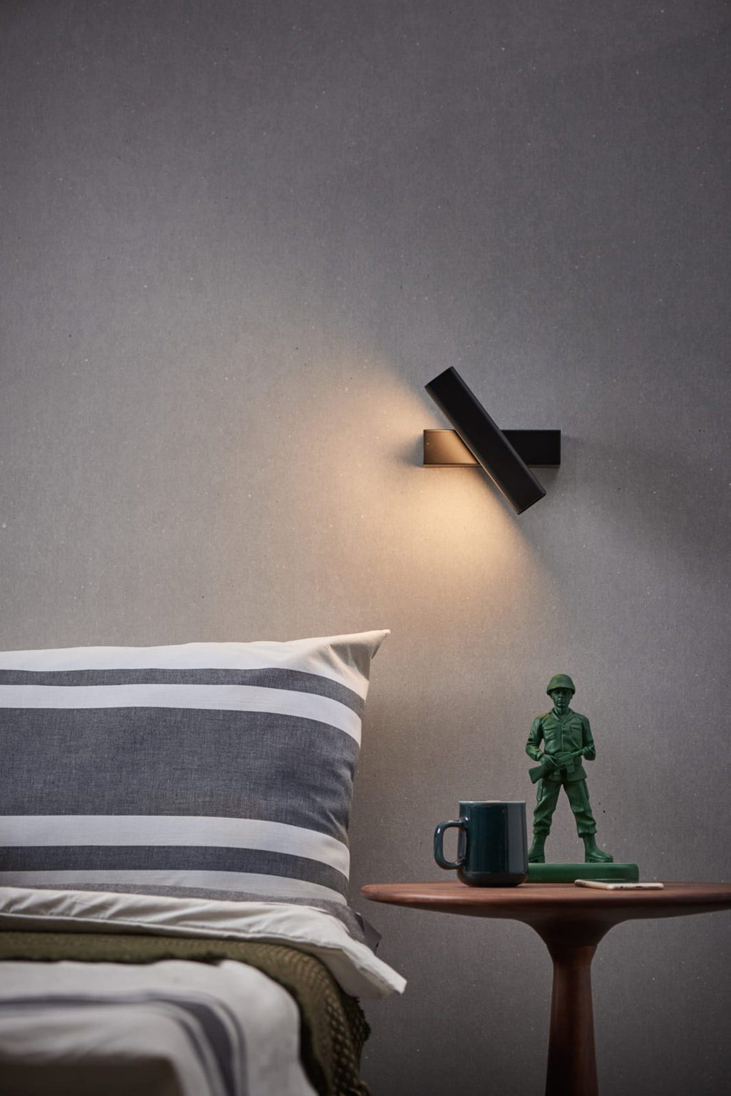 axis-flux-wall-sconce-anzaz--8