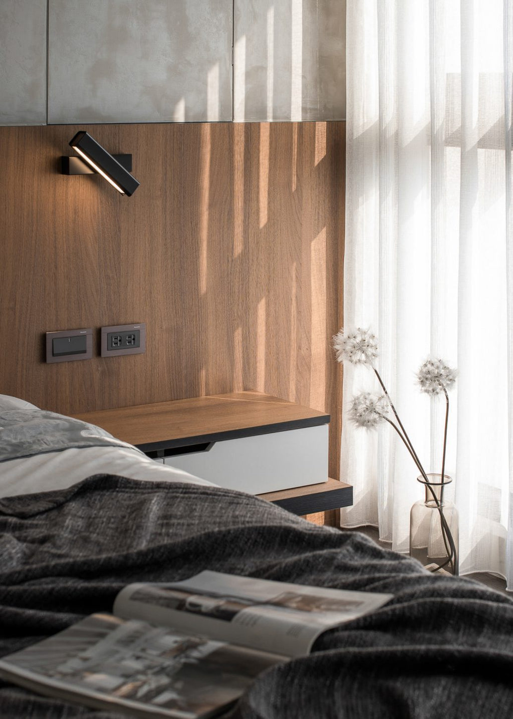 axis-flux-wall-sconce-anzaz--12