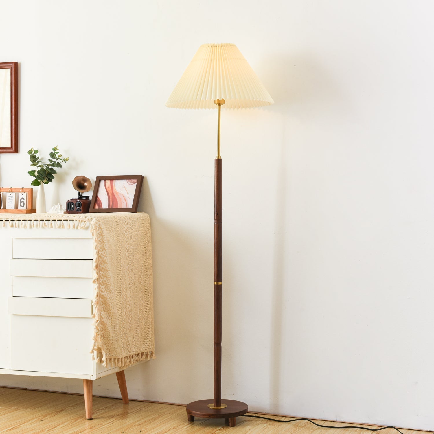 axya-vintage-pleated-floor-lamp-anzaz-Walnut Color & Beige-3