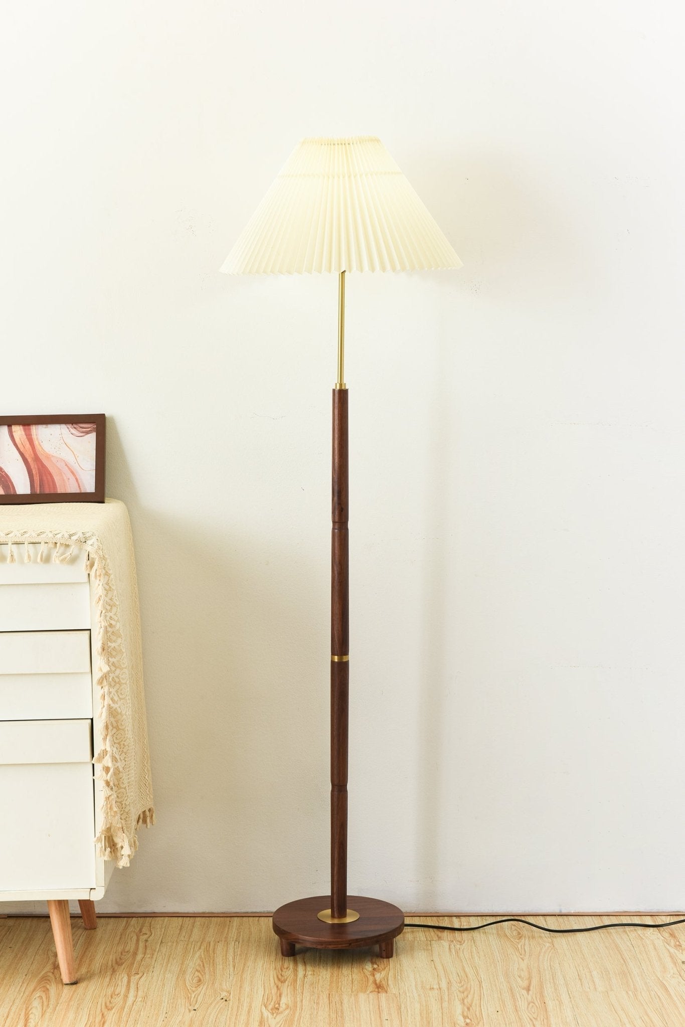 axya-vintage-pleated-floor-lamp-anzaz--5