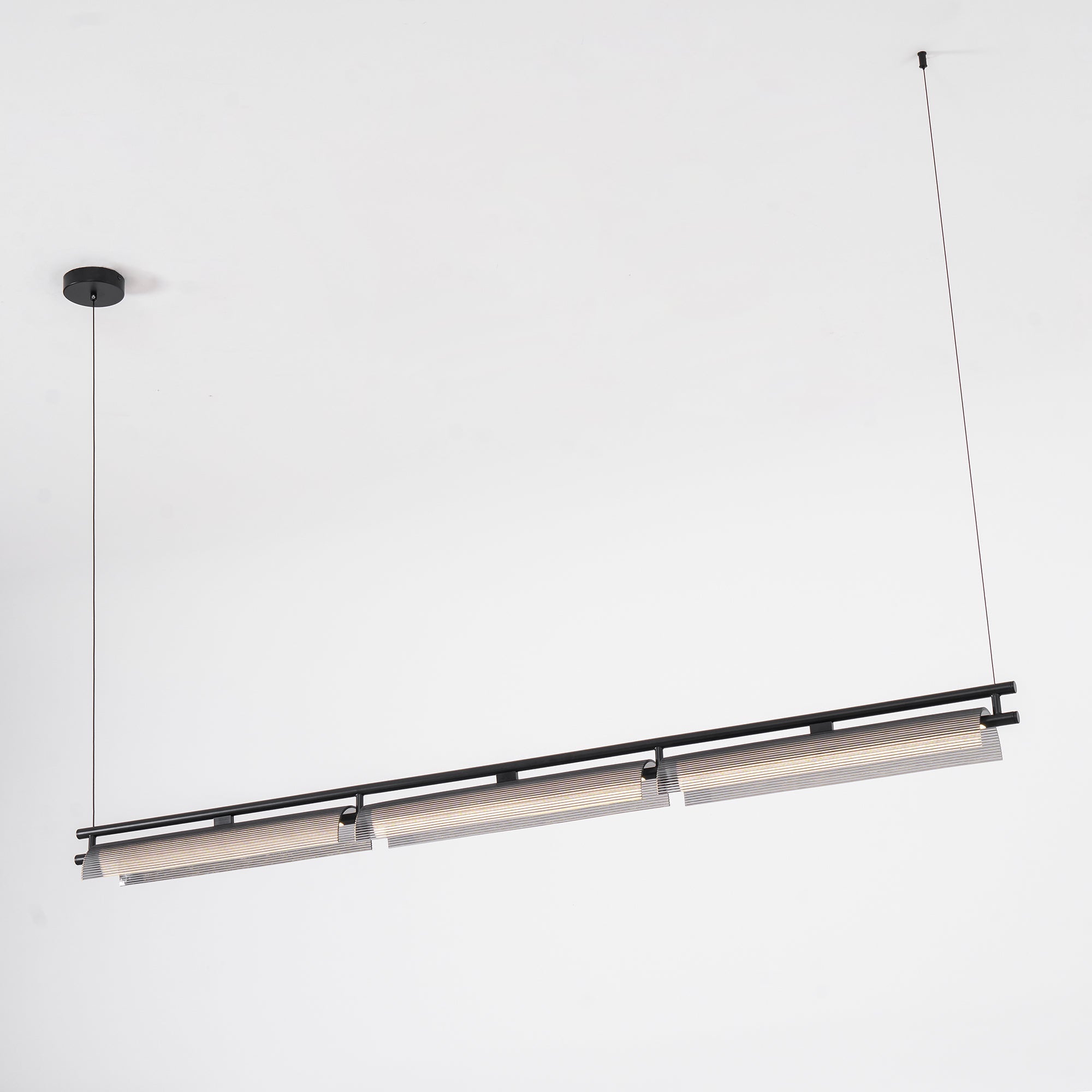 axya-island-chandelier-anzaz--37