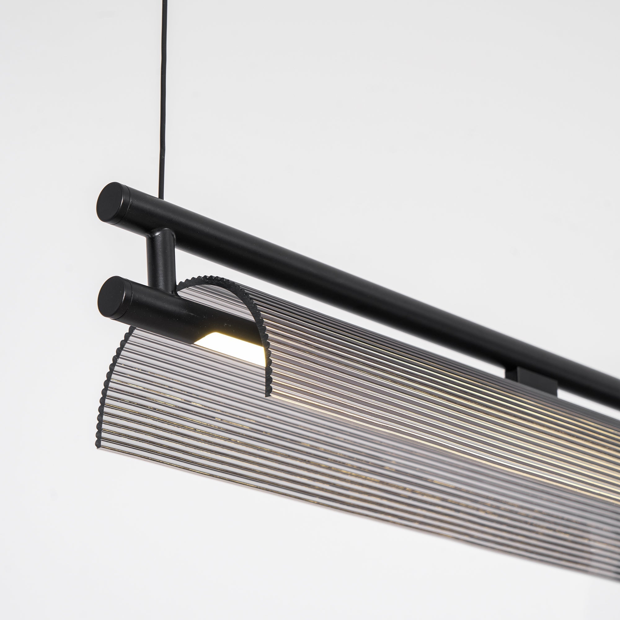 axya-island-chandelier-anzaz--43