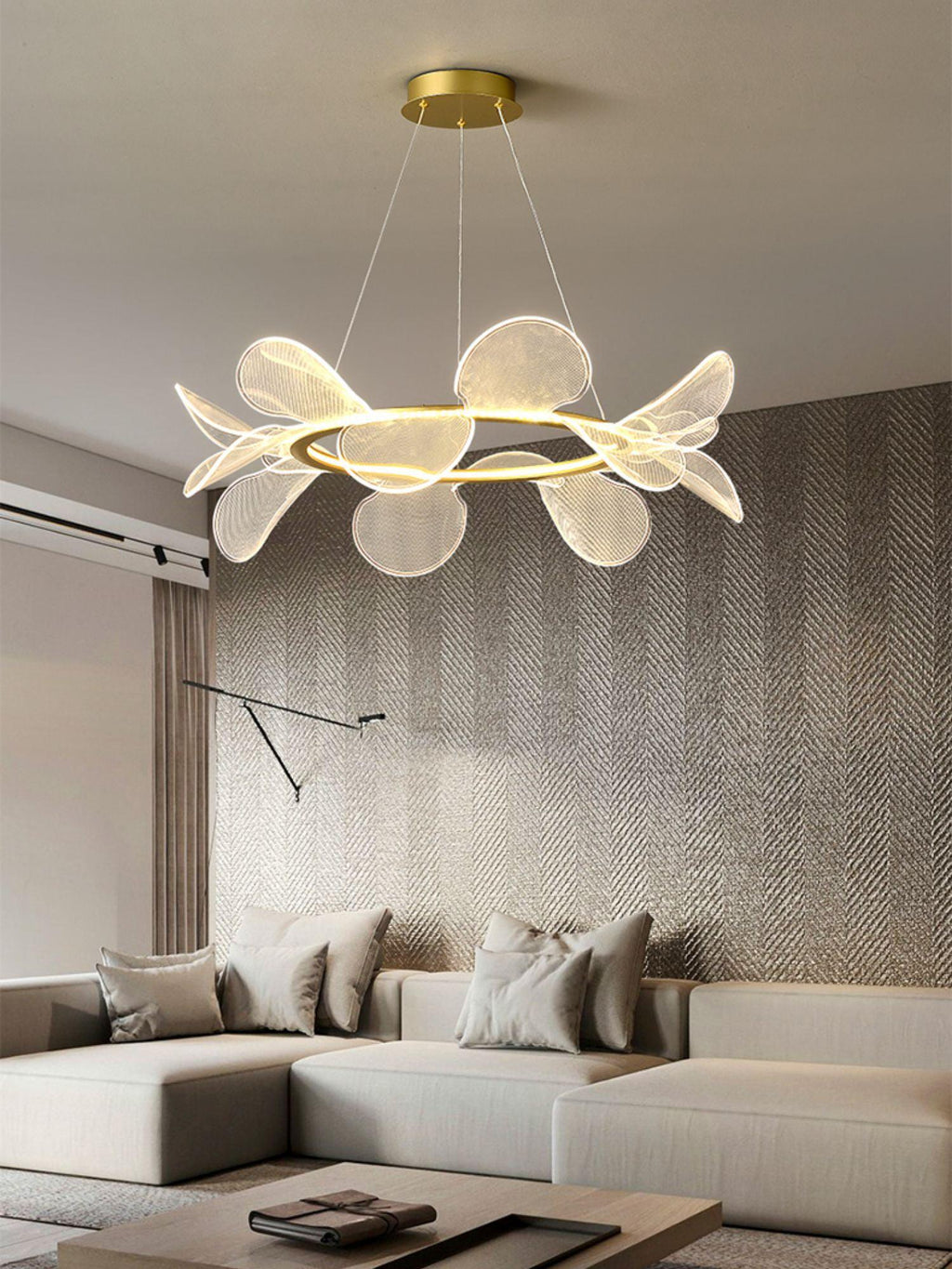 bain-flying-flowers-chandelier-anzaz--12