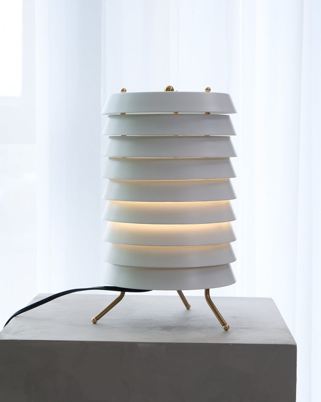 baltic-tower-table-lamp-anzaz-White & Gold-6