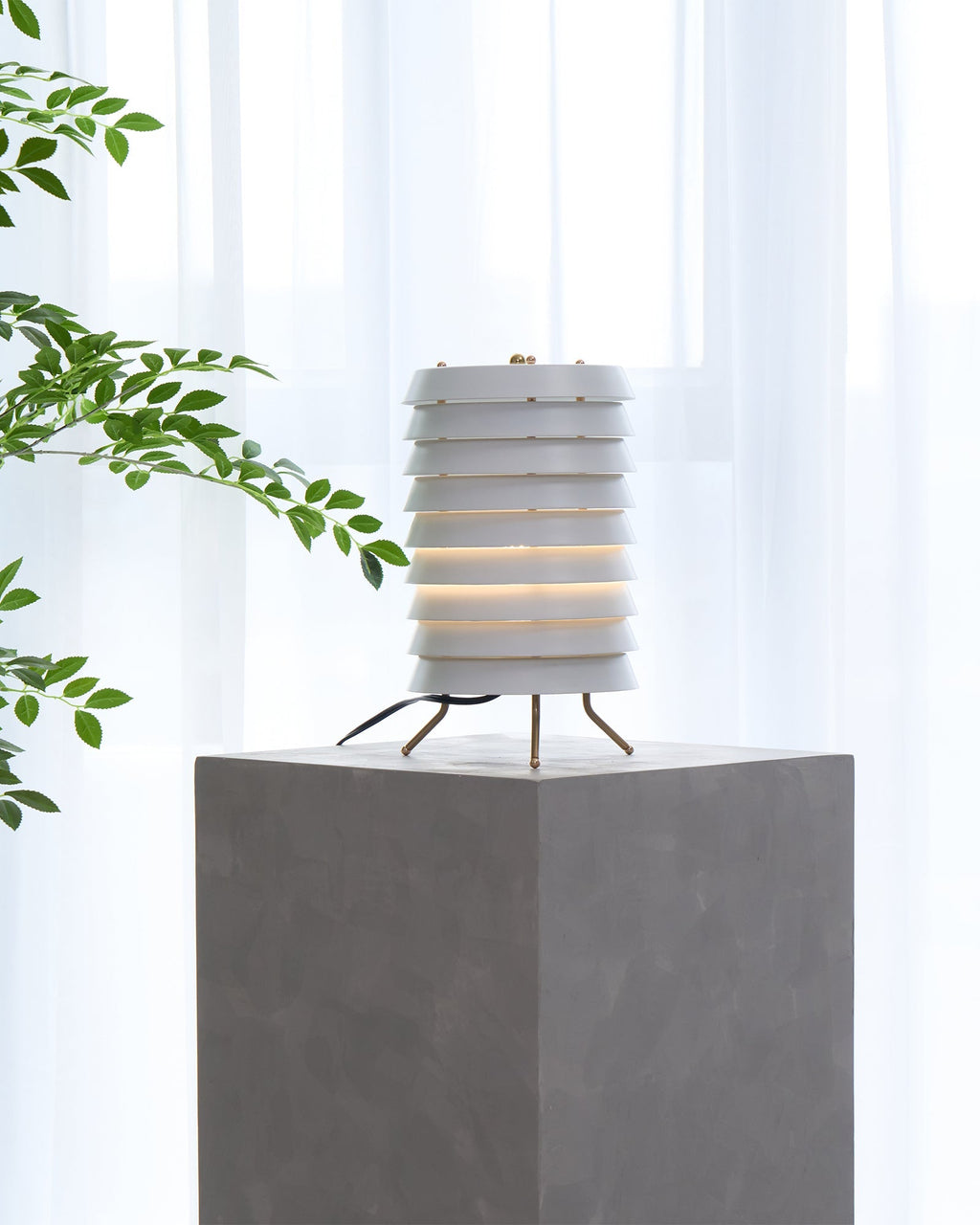 baltic-tower-table-lamp-anzaz--57