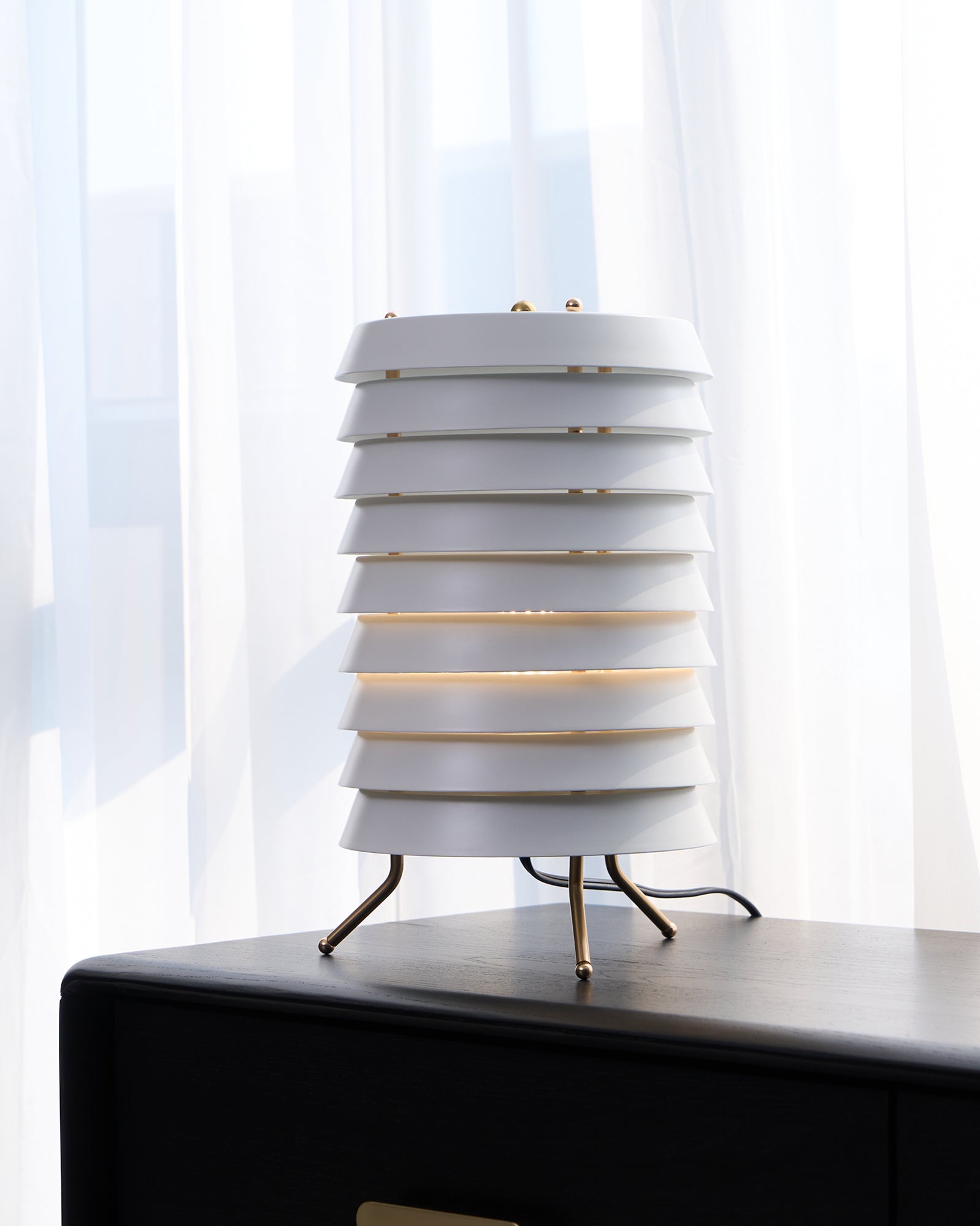 baltic-tower-table-lamp-anzaz-White & Gold-5