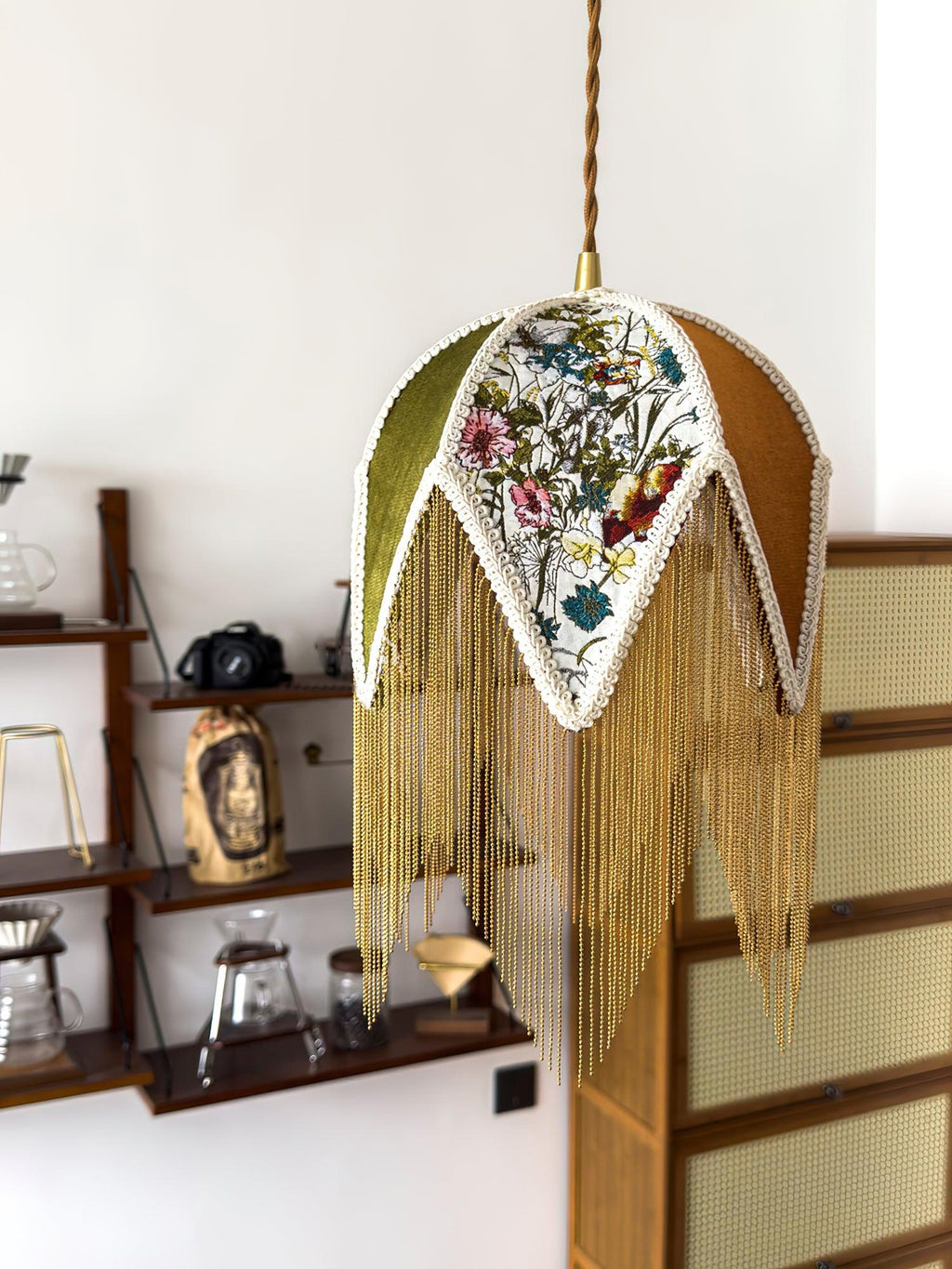 bette-fringed-pendant-lamp-anzaz--6