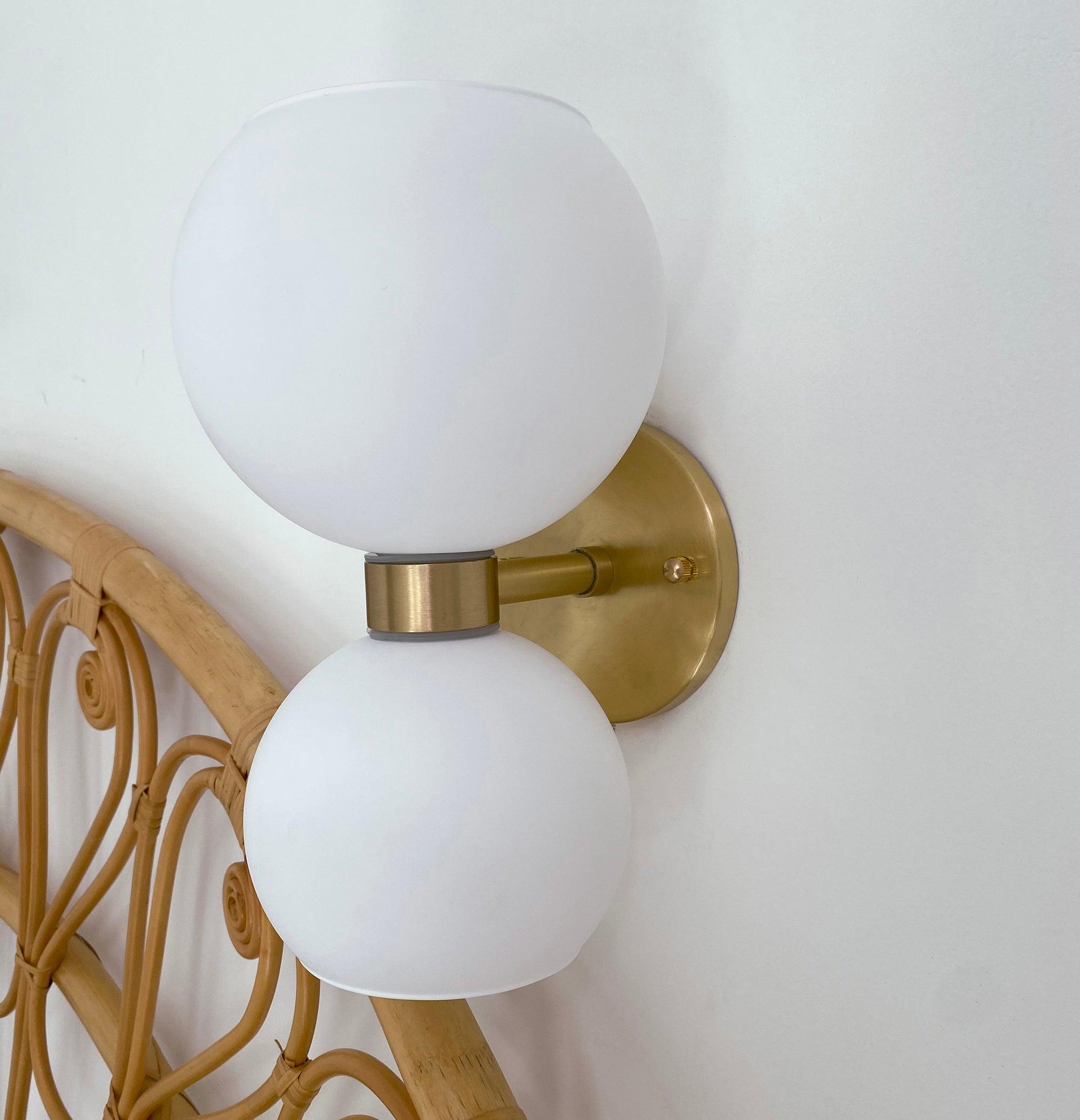 round-pearl-sconce-anzaz--25