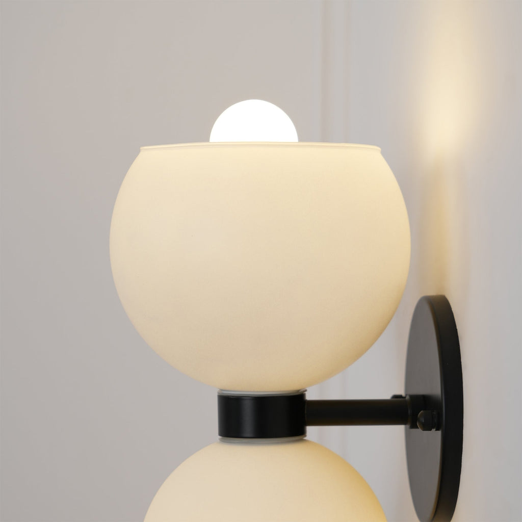 round-pearl-sconce-anzaz--53