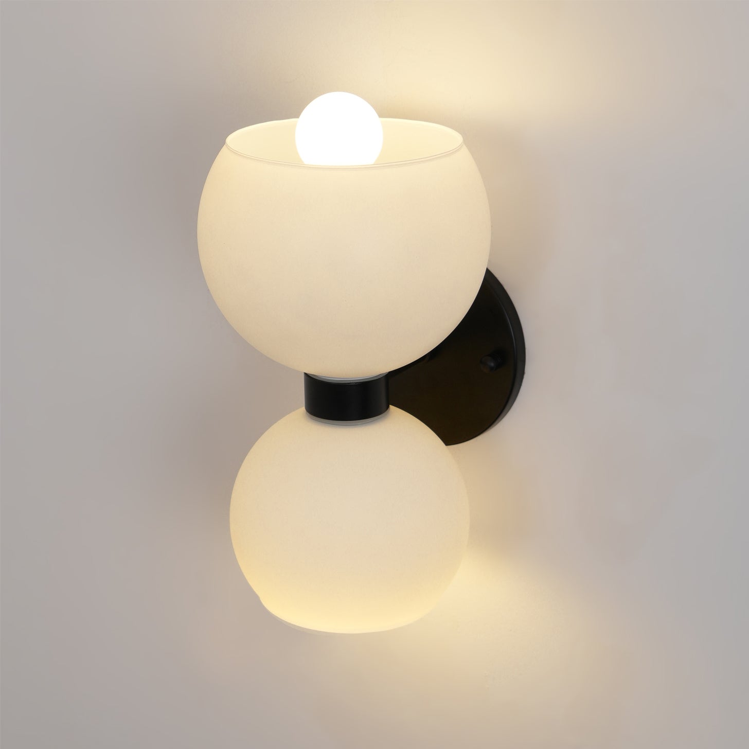round-pearl-sconce-anzaz--16